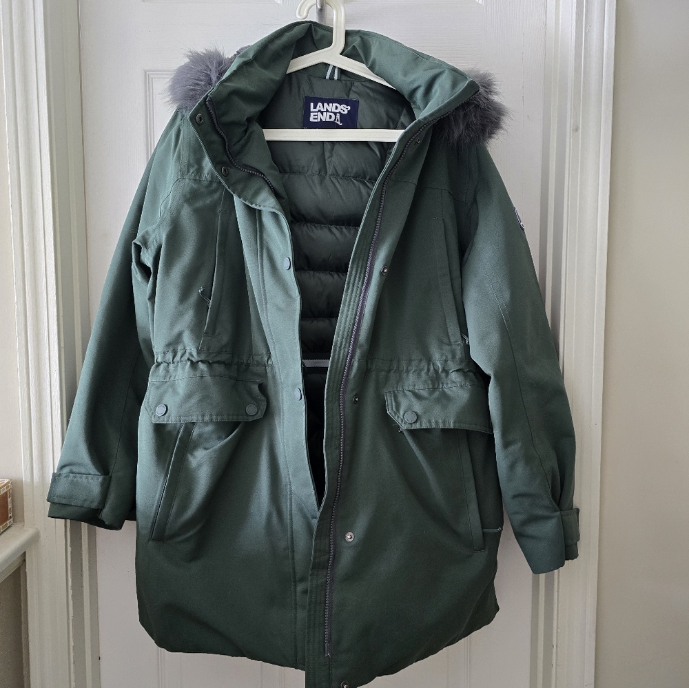 Lands' End Evergreen Large Womens Parka with Fur Hood